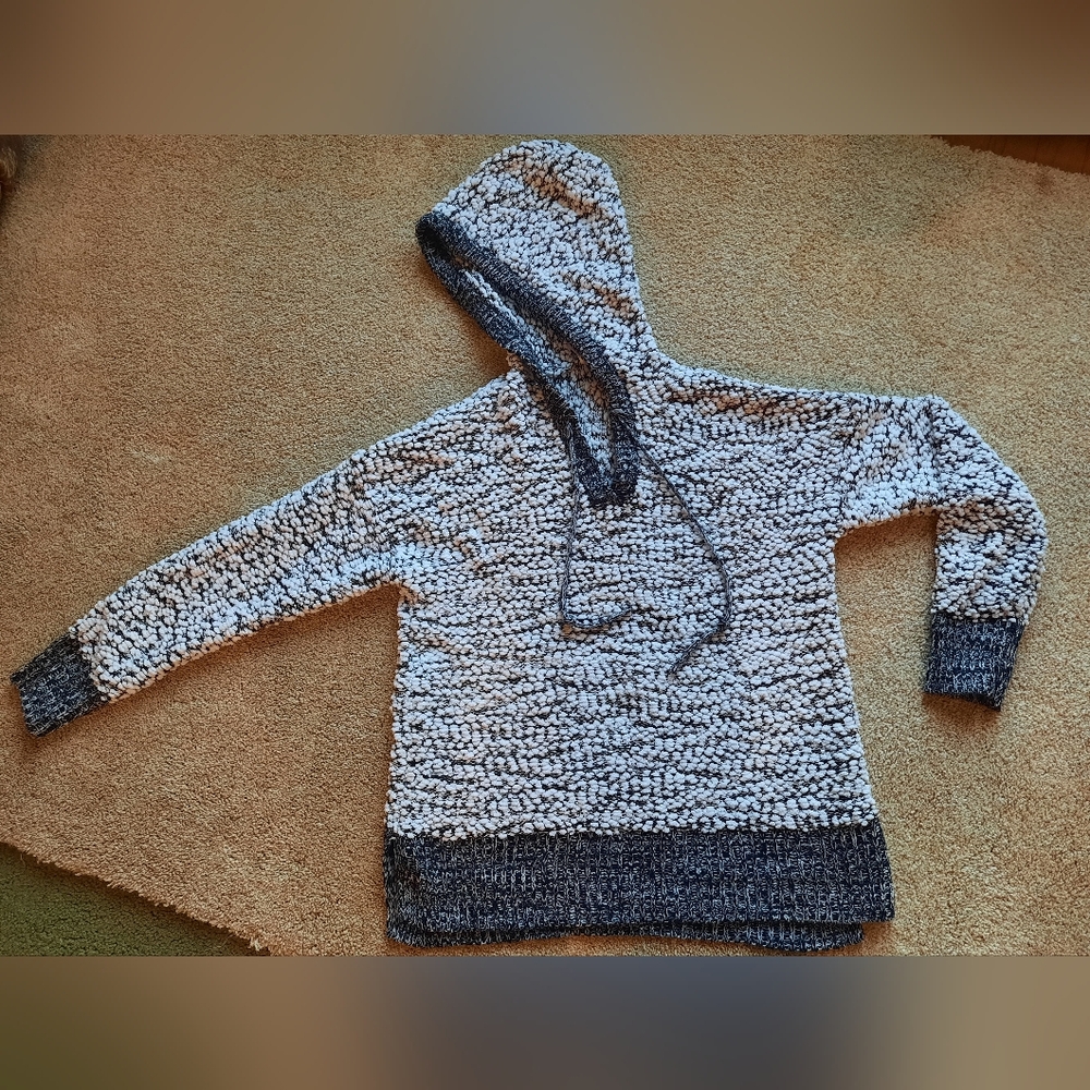 Women's large Pullover Hooded Sweater